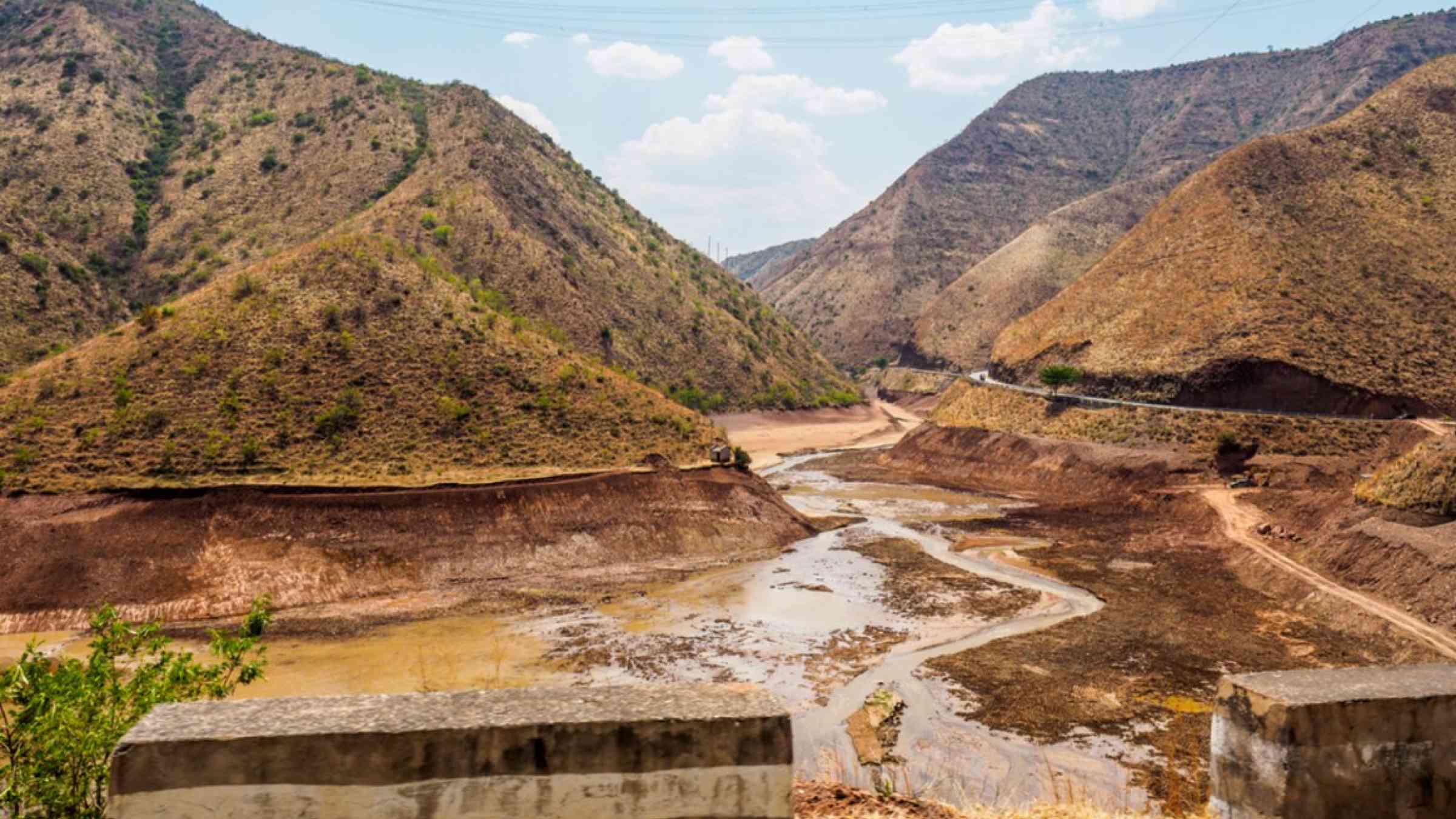 China Hydropower losses as drought dries up the Yangtze river